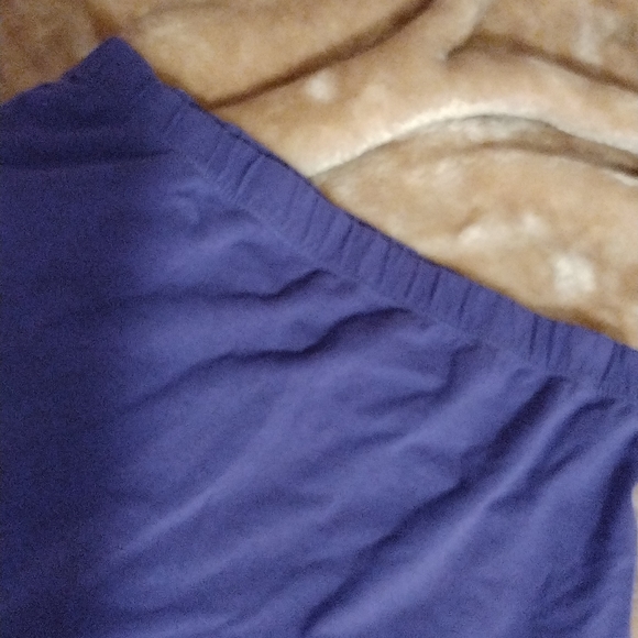 3/$15 Simple purple H&M cotton skirt - S - Picture 2 of 3